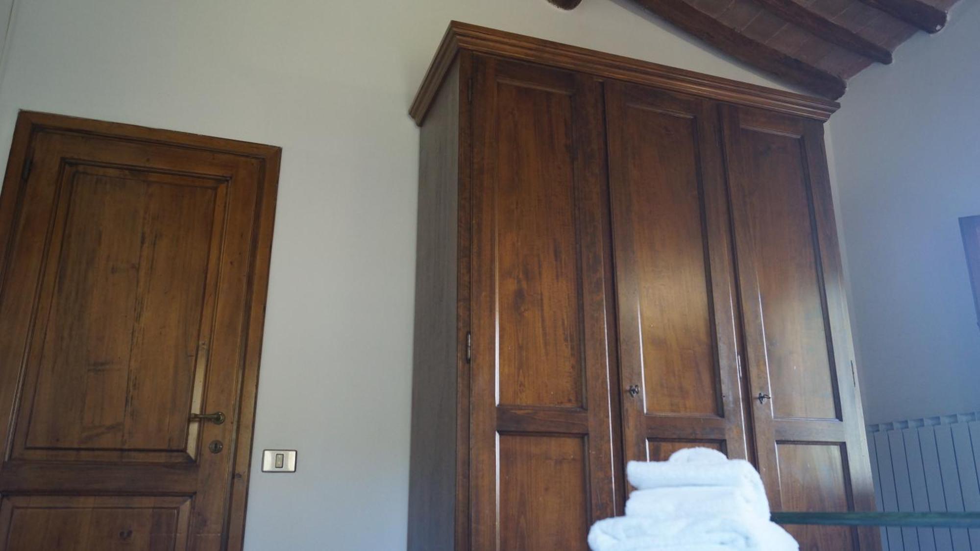 Villa Panconesi Монтеспертоли Екстериор снимка